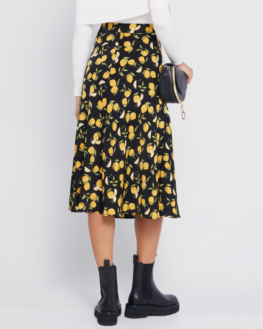 Clothing kourt | Rilynn Skirt Black Fruit Print