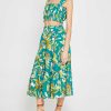 Clothing kourt | Eliza Two Piece Set Tropical Palm