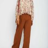 Clothing kourt | Jenny Cropped Top Brown Leafy Floral