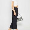 Clothing CAARA | Everyday Cropped Pant Black