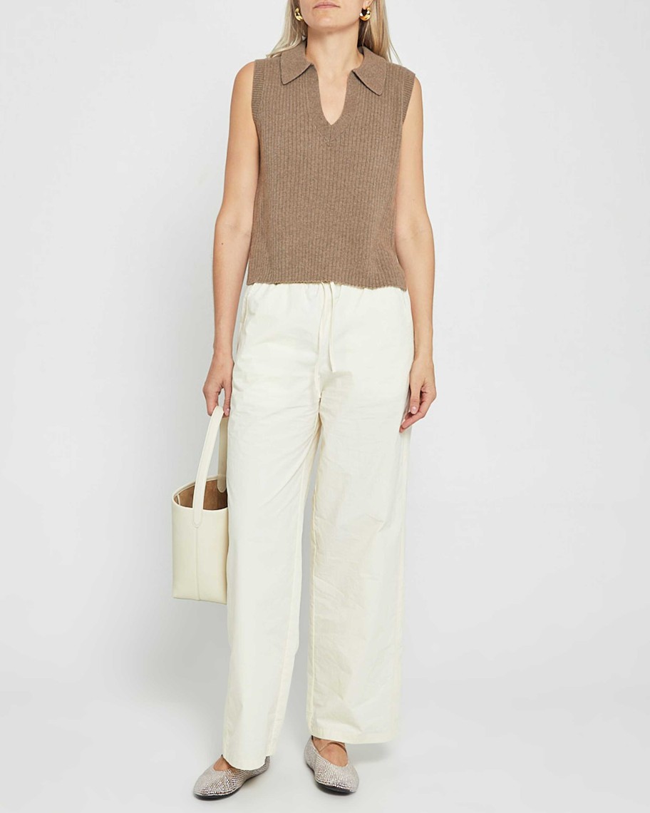 Clothing CAARA | Victroia Cashmere Sweater Mocha